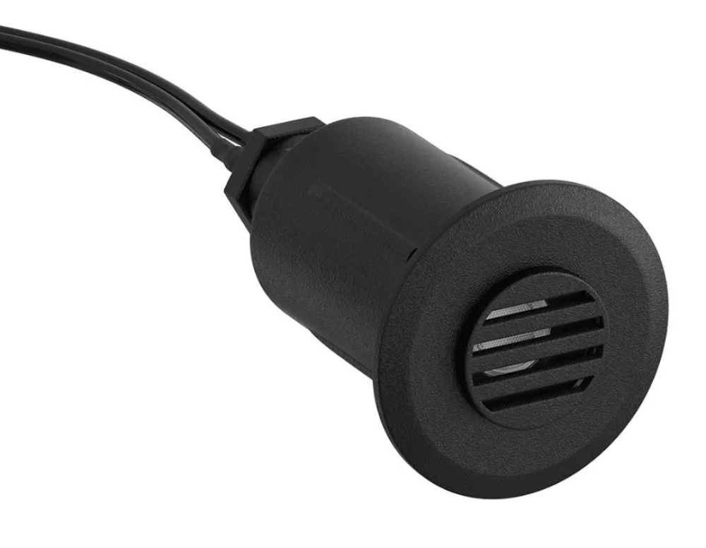 MR8 Recessed Louvered