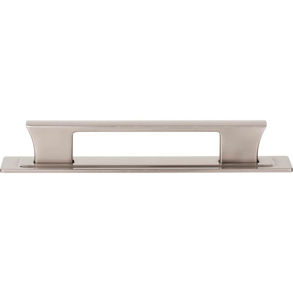 Zander Pull and Backplate 5 1/16 Inch (c-c) Brushed Nickel