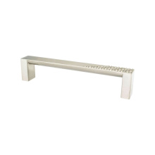 Berenson 8098-1BPN-P - Roque 128mm CC Brushed Nickel Pull