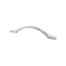 Berenson 9139-1BPN-P - Echo 128mm CC Brushed Nickel Pull