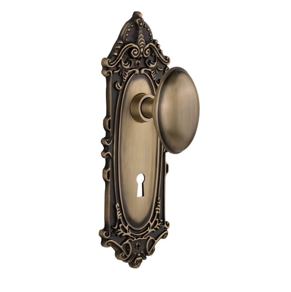 Nostalgic Warehouse Victorian Plate with Keyhole Passage Homestead Door Knob in Antique Brass