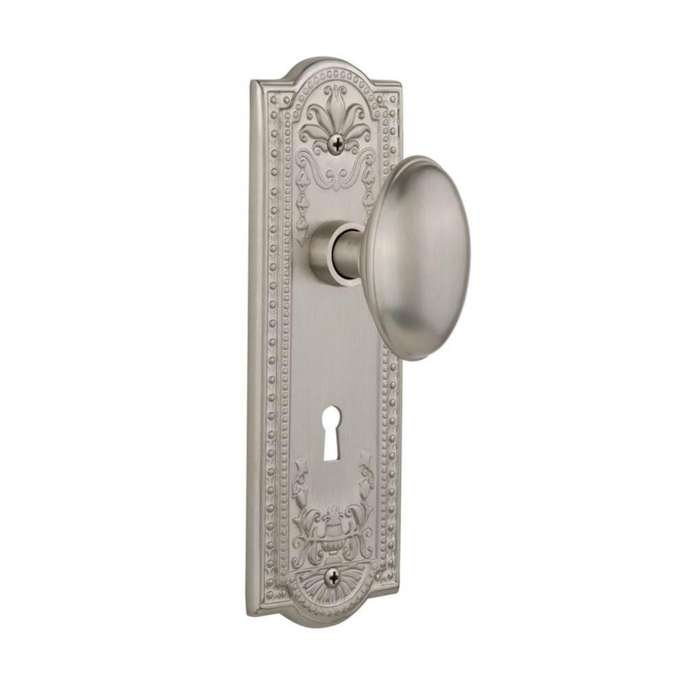 Nostalgic Warehouse Meadows Plate with Keyhole Passage Homestead Door Knob in Satin Nickel