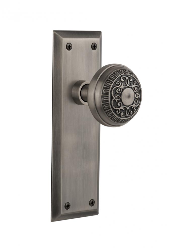 Nostalgic Warehouse New York Plate Passage Egg & Dart Door Knob in Antique Pewter