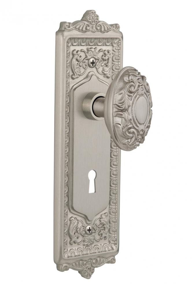 Nostalgic Warehouse Egg & Dart Plate with Keyhole Passage Victorian Door Knob in Satin Nickel