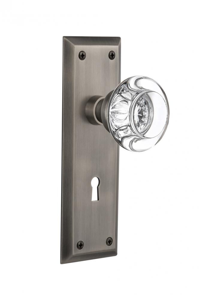 Nostalgic Warehouse New York Plate with Keyhole Passage Round Clear Crystal Glass Door Knob in Ant