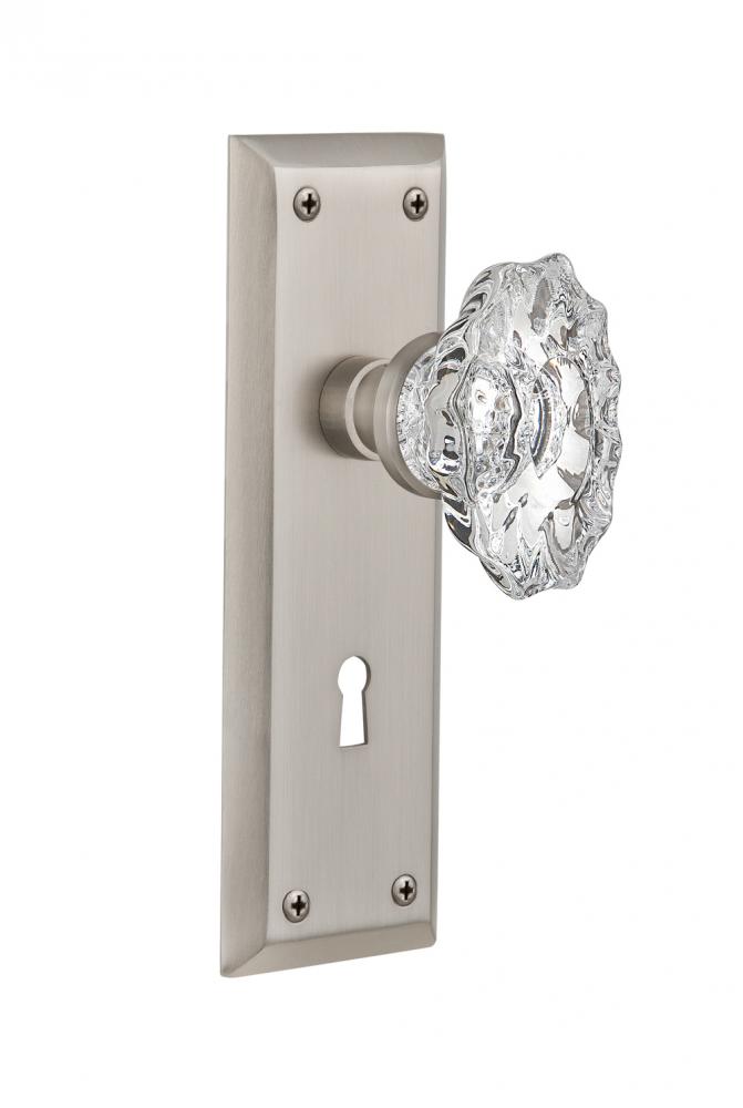 Nostalgic Warehouse New York Plate with Keyhole Passage Chateau Door Knob in Satin Nickel