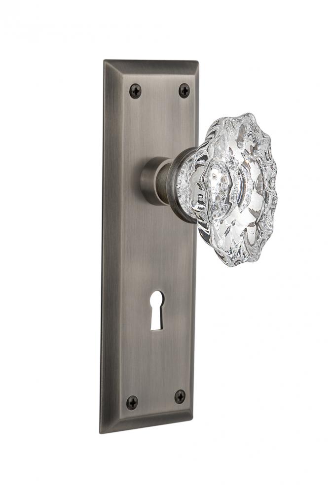 Nostalgic Warehouse New York Plate with Keyhole Privacy Chateau Door Knob in Antique Pewter
