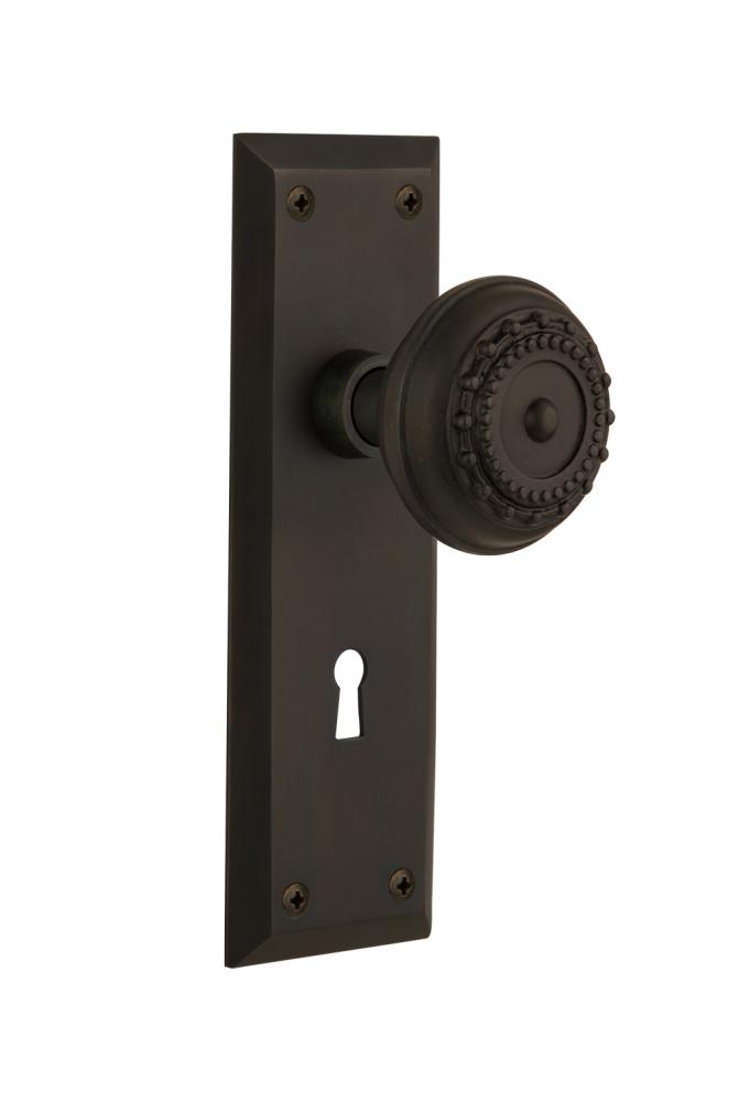 Nostalgic Warehouse New York Plate with Keyhole Privacy Meadows Door Knob in Oil-Rubbed Bronze
