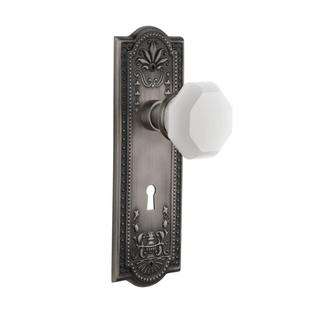 Nostalgic Warehouse Meadows Plate with Keyhole Privacy Waldorf White Milk Glass Knob in Antique Pe