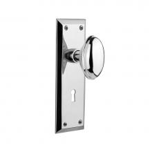 Nostalgic Warehouse 704581 - Nostalgic Warehouse New York Plate with Keyhole Privacy Homestead Door Knob in Bright Chrome