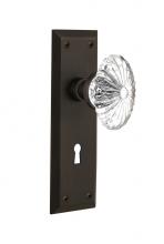 Nostalgic Warehouse 718657 - Nostalgic Warehouse New York Plate with Keyhole Privacy Oval Fluted Crystal Glass Door Knob in Oil