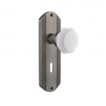 Nostalgic Warehouse 748356 - Nostalgic Warehouse Deco Plate with Keyhole Passage Waldorf White Milk Glass Knob in Antique Pewte