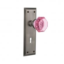 Nostalgic Warehouse 725769 - Nostalgic Warehouse New York Plate with Keyhole Privacy Waldorf Pink Door Knob in Bright Chrome