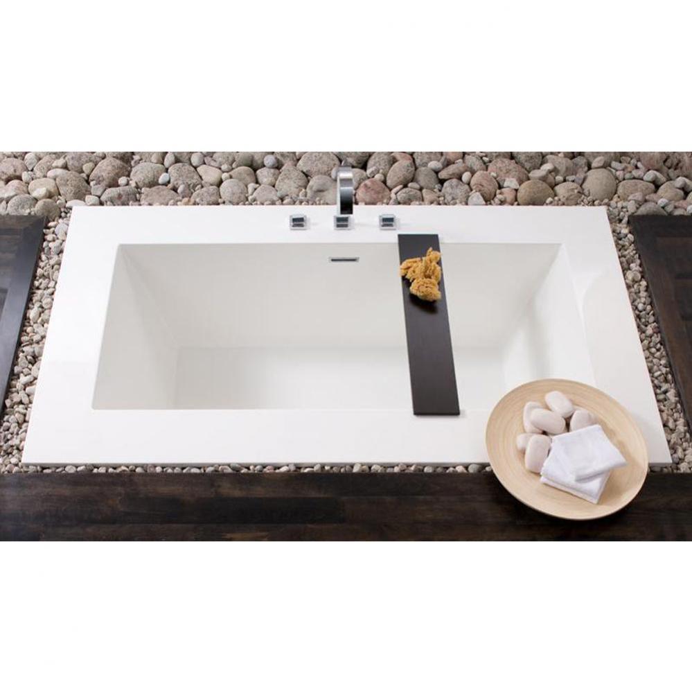 Cube Bath 72 X 40 X 24 - 3 Walls - Built In Nt O/F & Sb Drain - White Matte