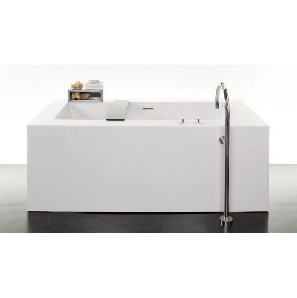 Cube Bath 66 X 36 X 24 - 1 Wall - Built In Nt O/F & Sb Drain - Copper Conn - White Matte