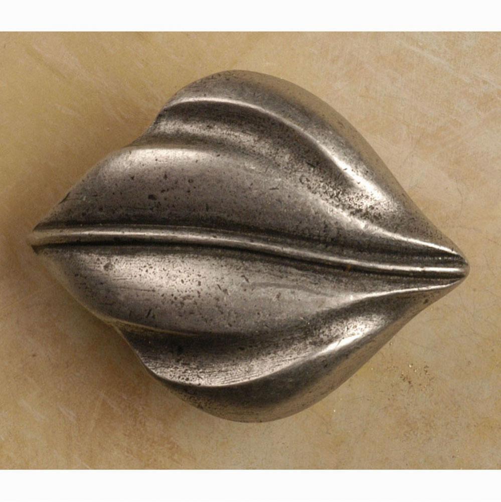 Chloe knob C (LW 1082)