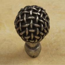 Anne At Home 1001 - Chamberlain knob-lg