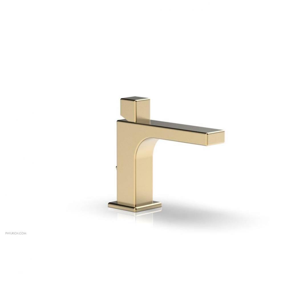 MIX Single Hole Lavatory Faucet Cube Handle 4-3/4'' Height 290L-08