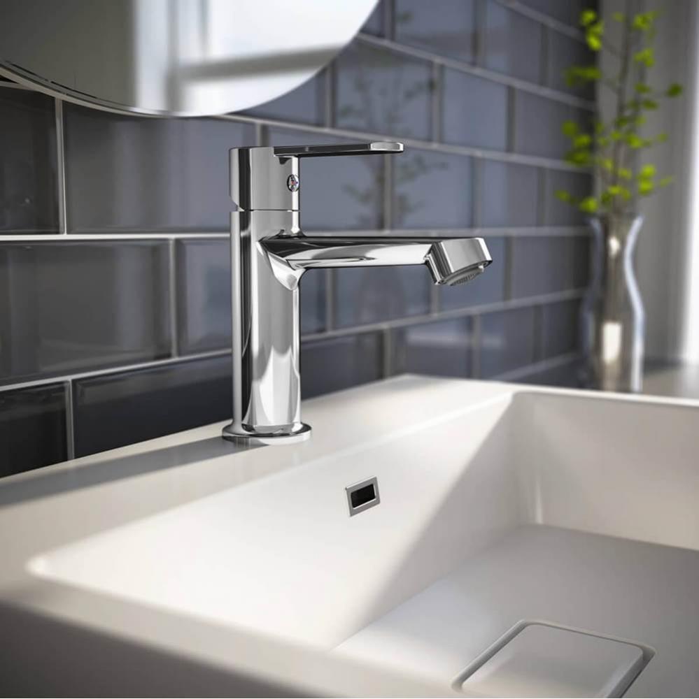 OZE™ Single Hole Lavatory Faucet with Push Drain and Overflow Chrome