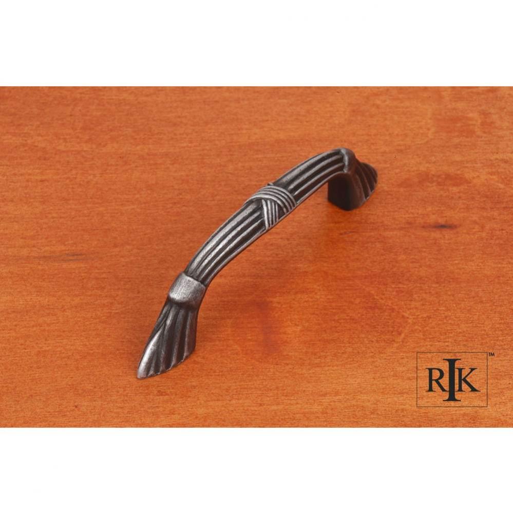 3'' c/c Ornate Bow Pull with Lines and Crosses