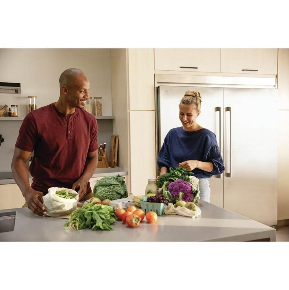 19 Cu. Ft Single-Door Freezer