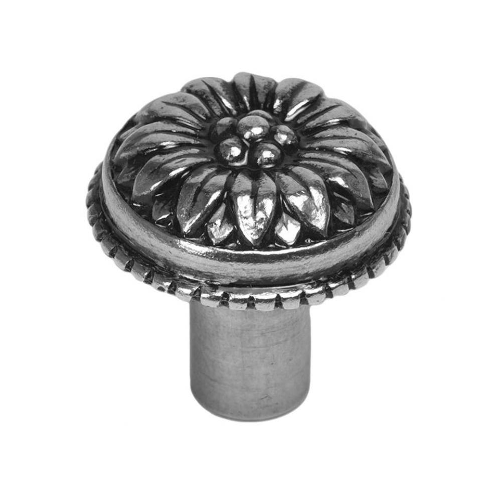 Acanthus Large Knob Rosette Style