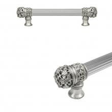 Carpe Diem Hardware 5610R-12 - Juliane Grace 6'' O.C. Approx w/ 5/8'' Reeded Center Long Pull Small Finial
