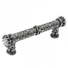 Carpe Diem Hardware 6329-2 - Queen Elizabeth 4'' O.C. Pull w/ Swarovski Crystals