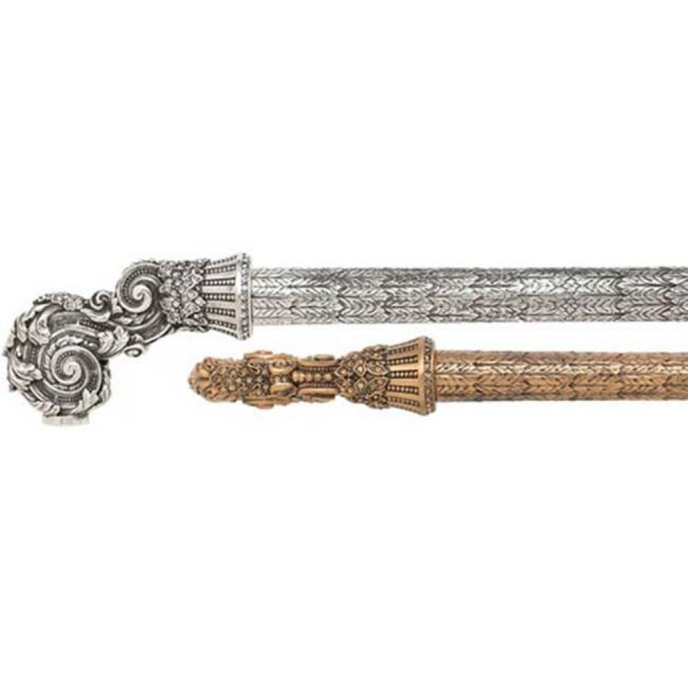 LION IN WINTER APPLIANCE PULL; CLEAR CRYSTAL