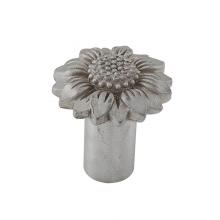 Vicenza Designs K1075-SN - Carlotta, Knob, Small, Daisy, Satin Nickel