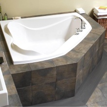 Maax Canada 102724-109-001-100 - Cocoon 6054 Acrylic Corner Center Drain Combined Hydrosens and Aerosens Bathtub in White