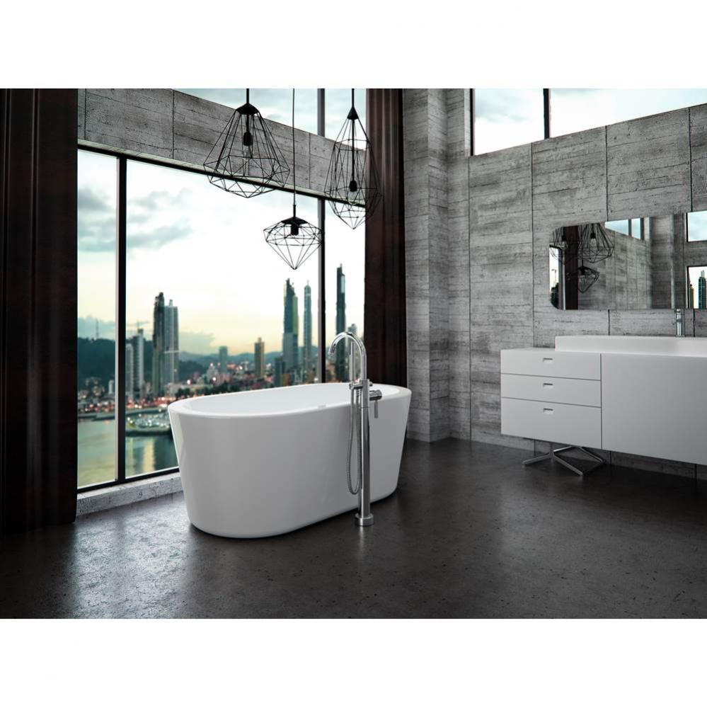 Freestanding One Piece Amaze 32X66, Oval, Rouge-Air, Chrome Drain, White