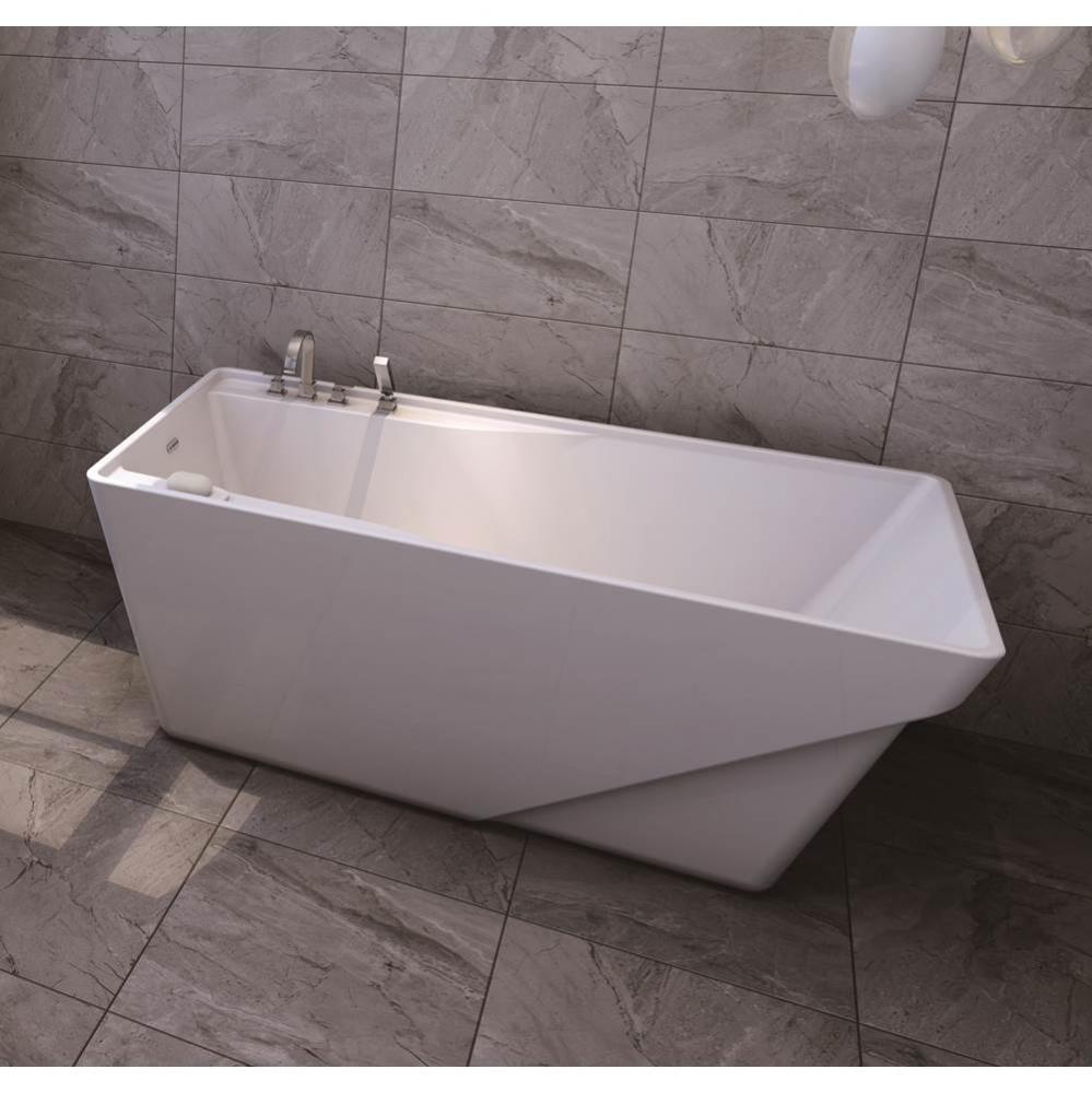 Axer white tub 60 x 32 x 23 3/4 chrome OVF