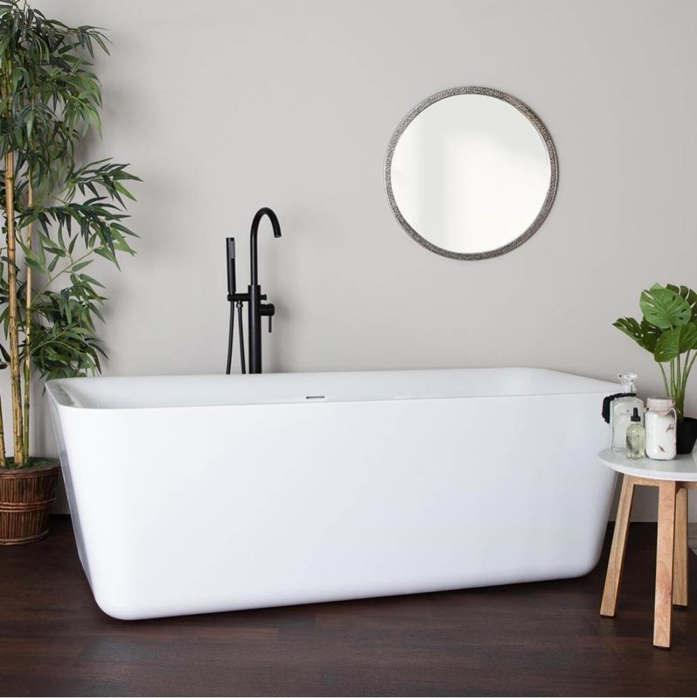 Reagan Acrylic Contemporary Freestanding Tub