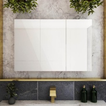 Maidstone 1-MC3624 - 36 bt 24 Inch Triple Door Medicine Cabinet