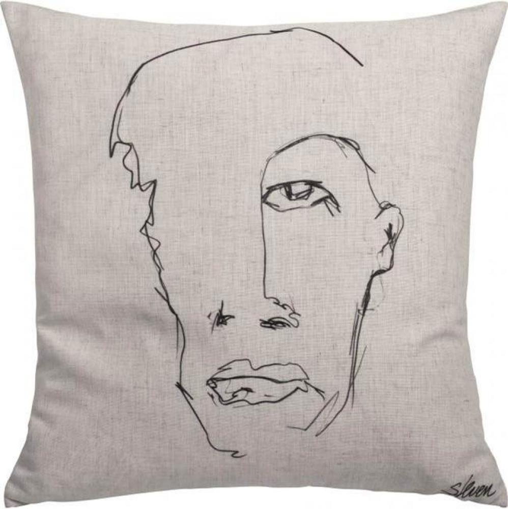 Sybil Pillow - 22''H x 22''W