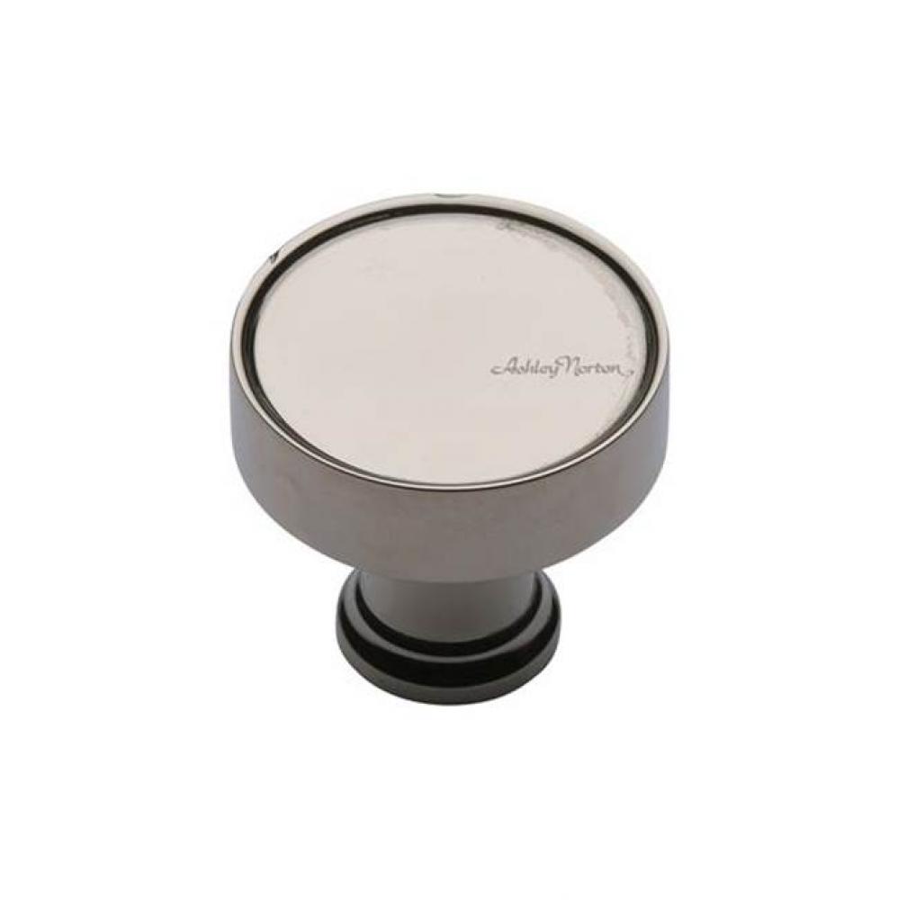 Classic Knob 1 1/4'' dia