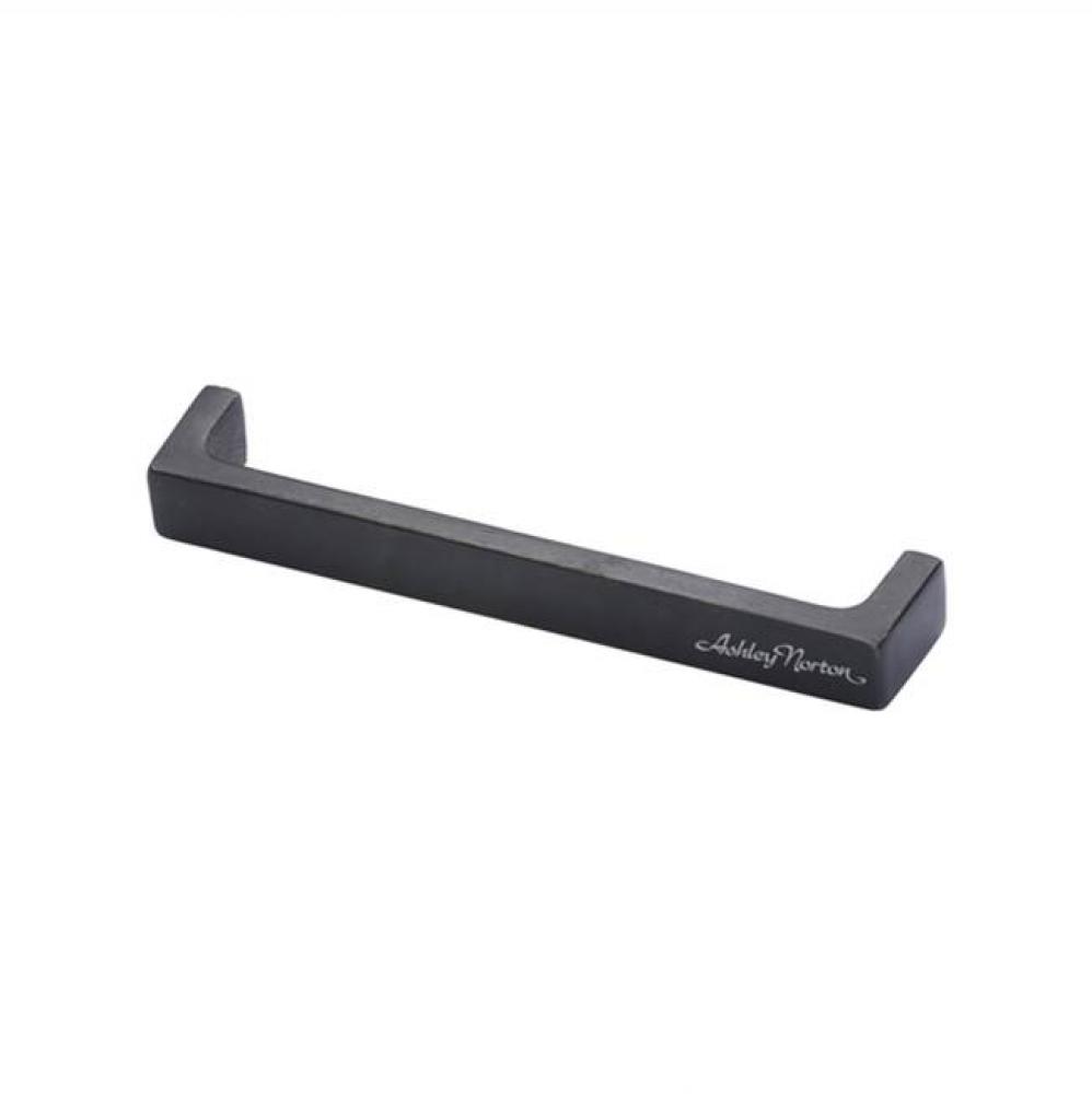 Wide Urban Pull - 8'' CTC